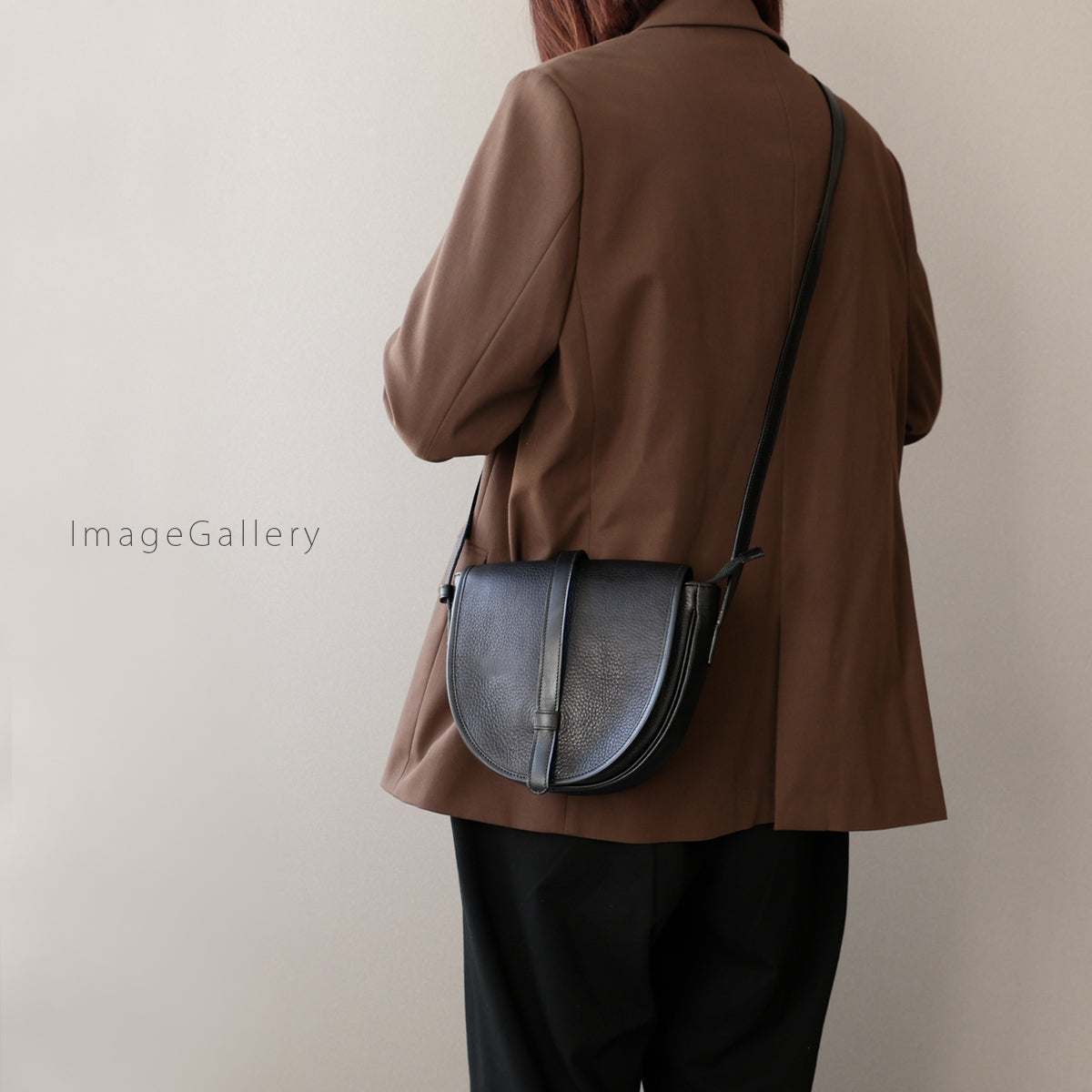 【本革】半月型ショルダーバッグ lb367