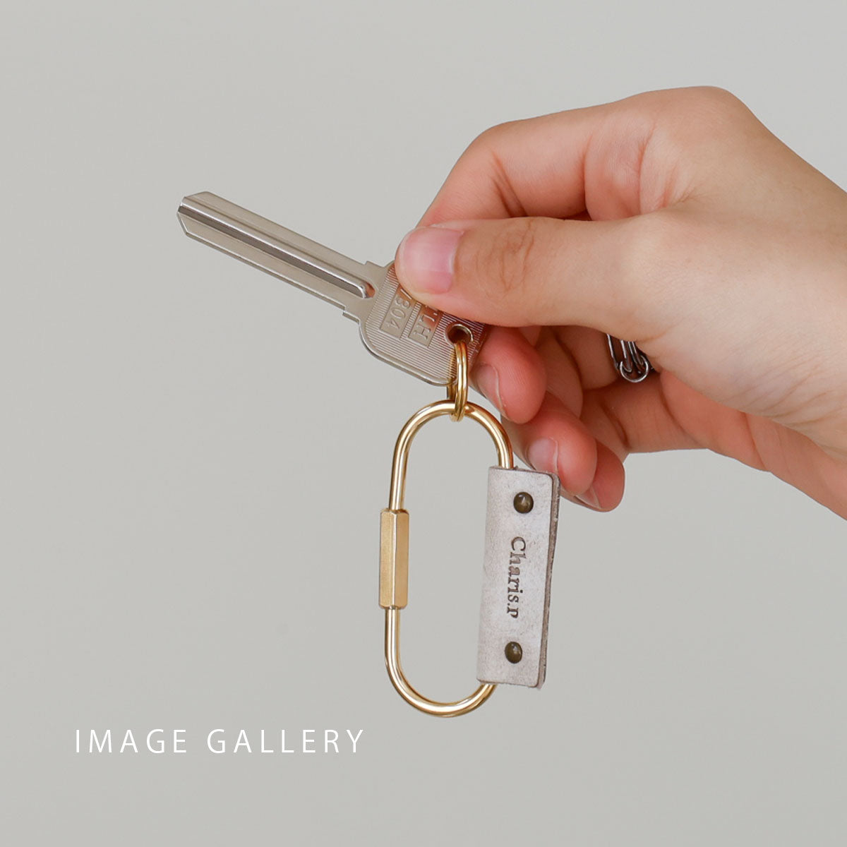 Charis Poche【本革】真鍮カラビナ　kh058